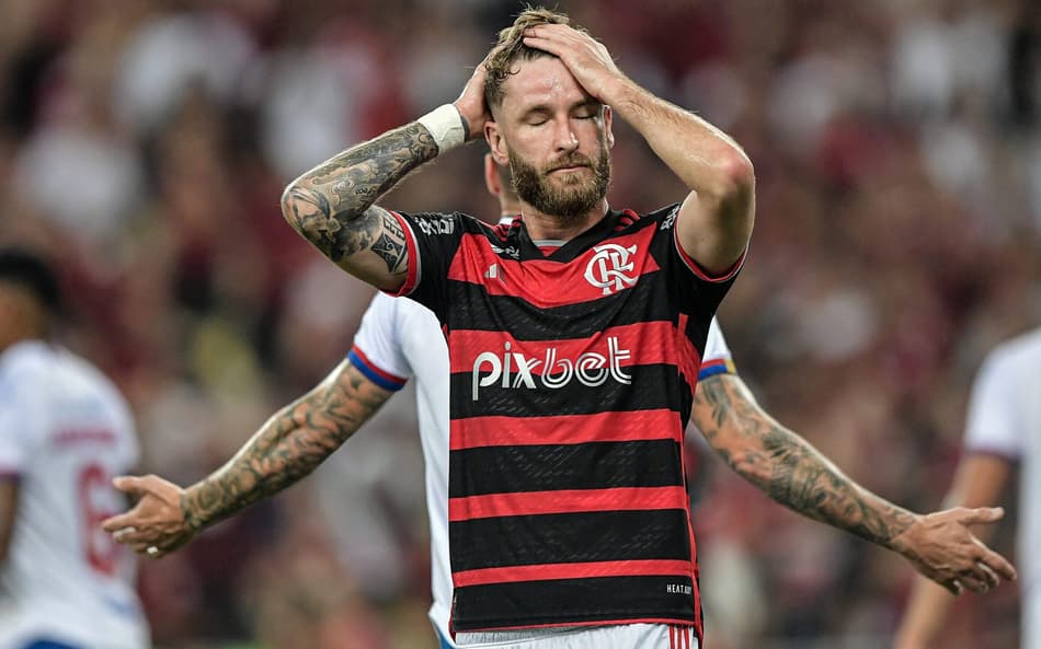 Karoline Lima revela motivo que fez Léo Pereira ser liberado pelo Flamengo