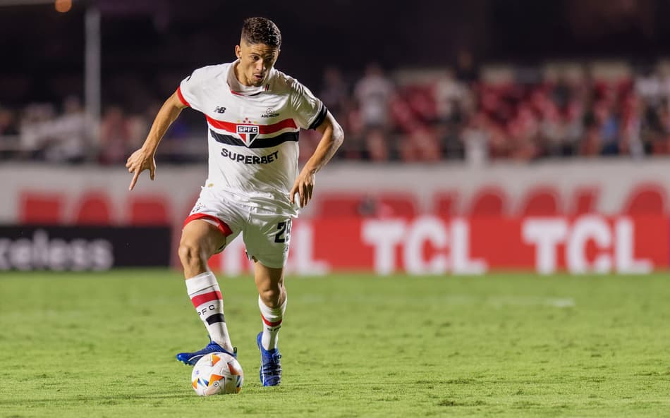 São Paulo atualiza situação de Pablo Maia, e tempo de recuperação preocupa