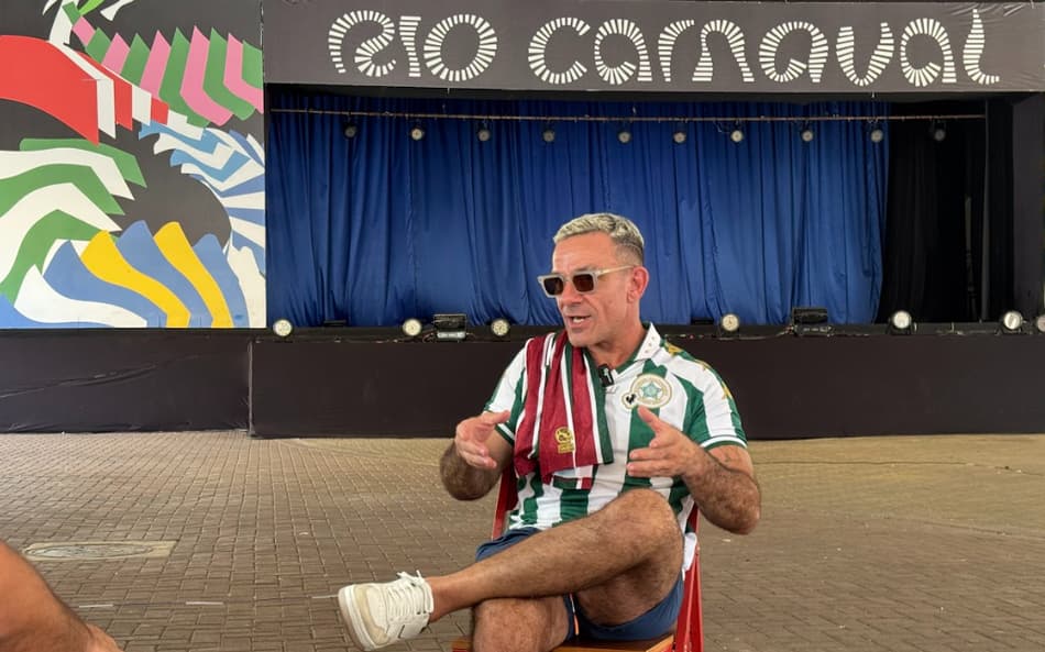 ‘Carnaval pode ensinar muita coisa para o futebol’, diz Zé Paulo, intérprete da Mocidade