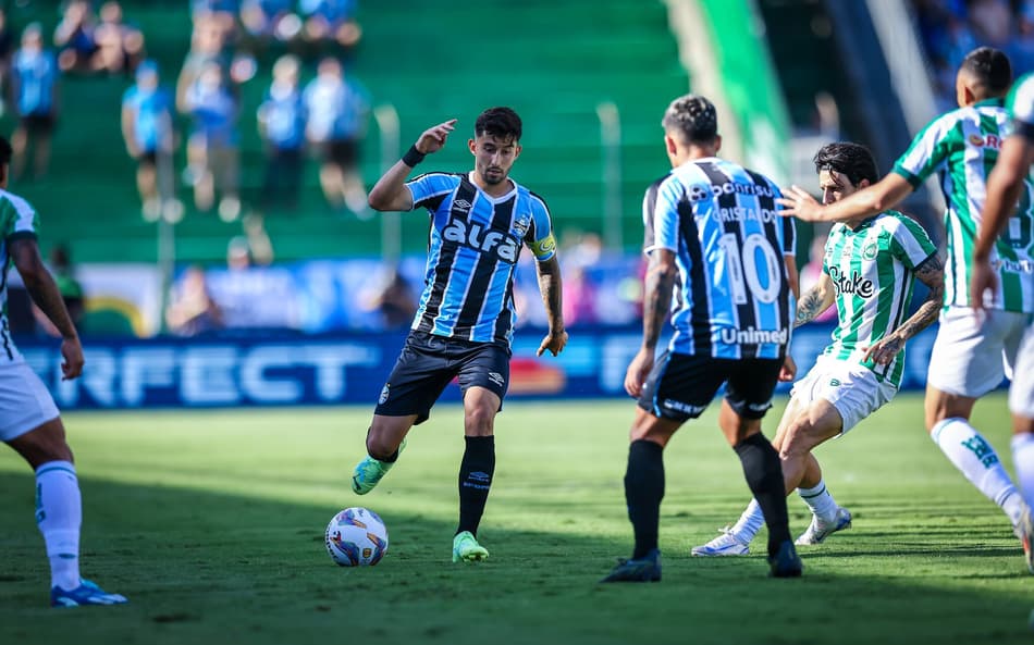 Quinteros prepara Grêmio ‘cauteloso’ para enfrentar o Internacional