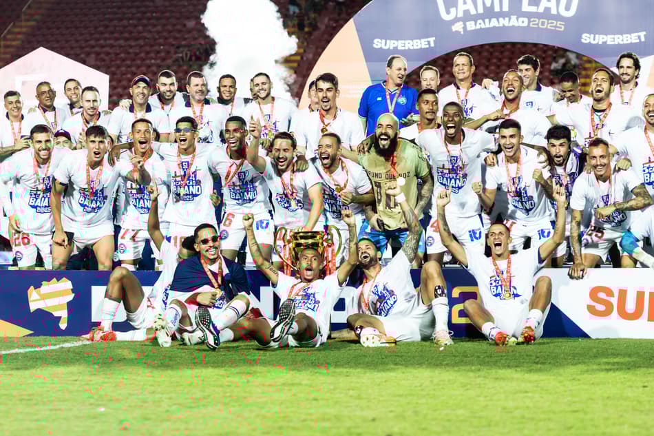 Bahia levanta troféu de campeão baiano Foto: Letícia Martins / EC Bahia