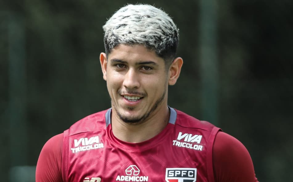 São Paulo monitora lesionados e vê avanço na recuperação de Alan Franco