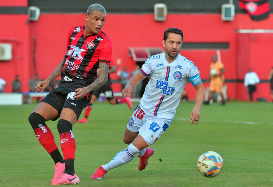 Bahia-Vitoria-Everton-Ribeiro-scaled-aspect-ratio-232-160