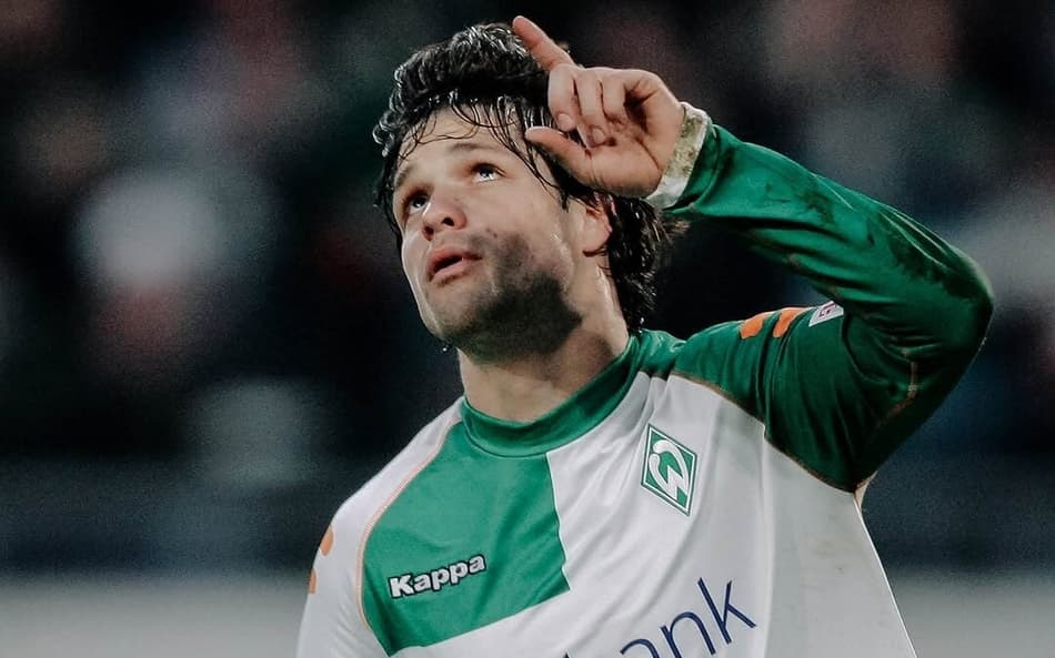 Diego Ribas e filho marcam em jogo de despedida pelo Werder Bremen; veja