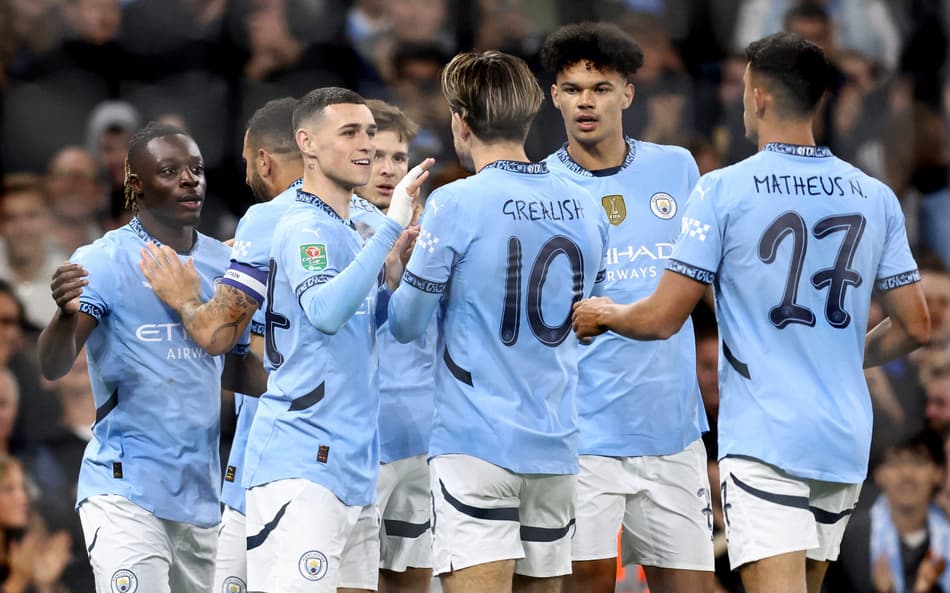 Lenda do Liverpool aconselha astro a deixar o Manchester City