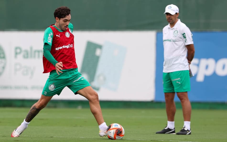 Maurício inicia transição no Palmeiras, e Abel tem baixa confirmada para a final