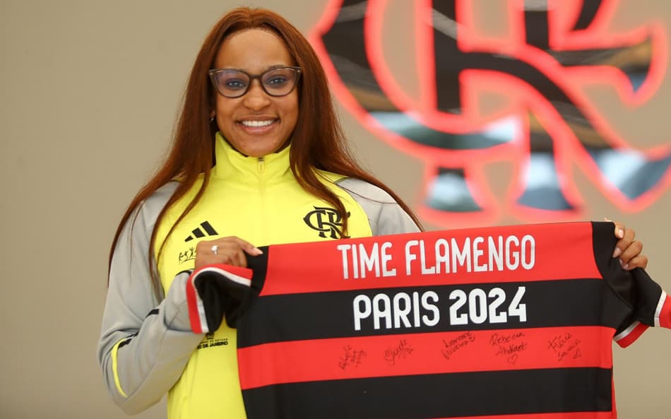 Rebeca Andrade elogia nova Flamengo TV: ‘Melhora todos os esportes’