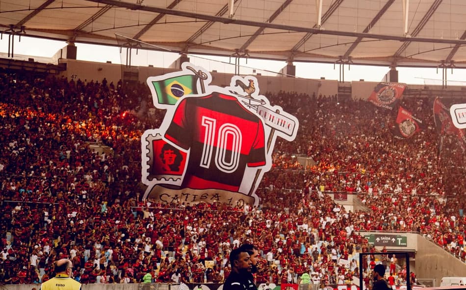 Alvo do Flamengo recebe invasão de torcedores nas redes sociais