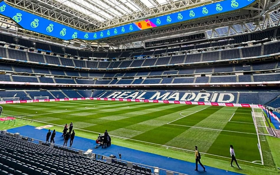 Presidente do Real Madrid impõe condição bizarra para time feminino