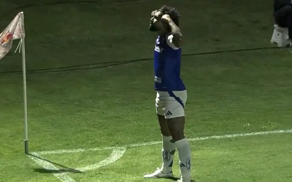 Cruzeiro e RB Bragantino empatam em amistoso com gol de Gabigol