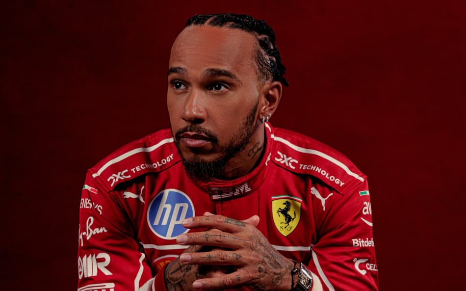 Qual o tamanho da fortuna de Lewis Hamilton, novo piloto da Ferrari?