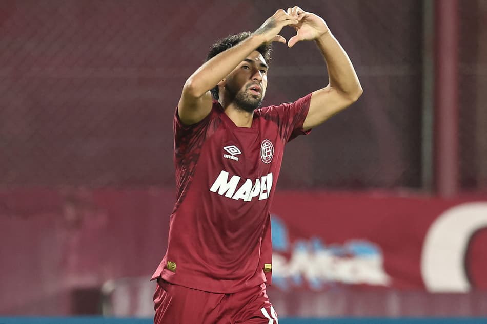 Marcelino Moreno é um dos destaques do Lanús (Foto: Alejandro Pagni/AFP)