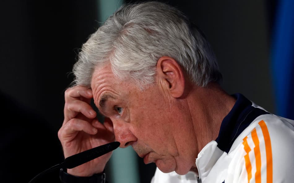 Carlo Ancelotti em coletiva na véspera de Real Madrid x Arsenal, pela Champions League