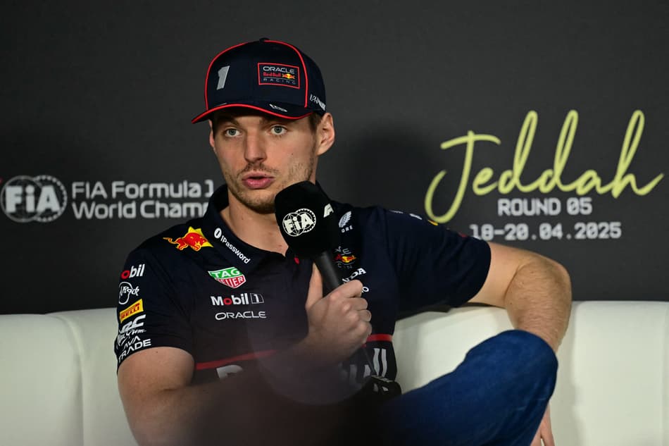 Max-Verstappen-Fernando-Alonso-GP-da-Arabia-Saudita