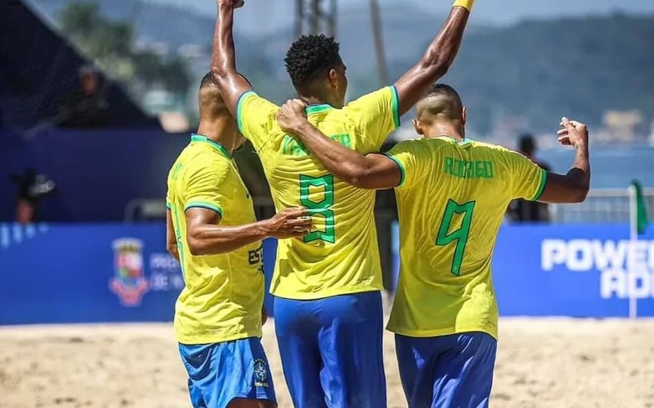 Brasil é o time que mais vezes chegou à final da Copa do Mundo de Futebol de Areia (Foto: Divulgação/CBSB)
