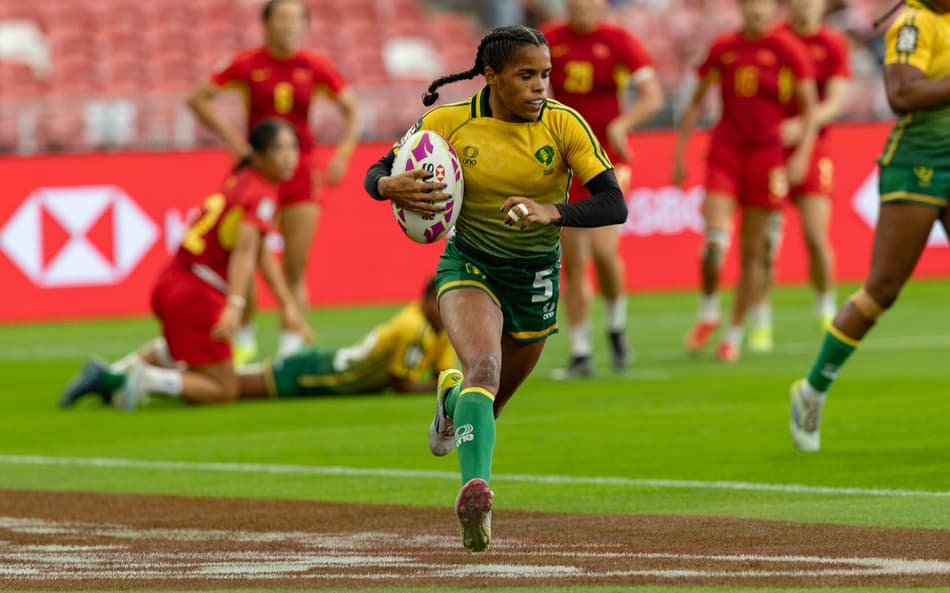 Seleção Feminina de Rugby Sevens em disputa de singapura