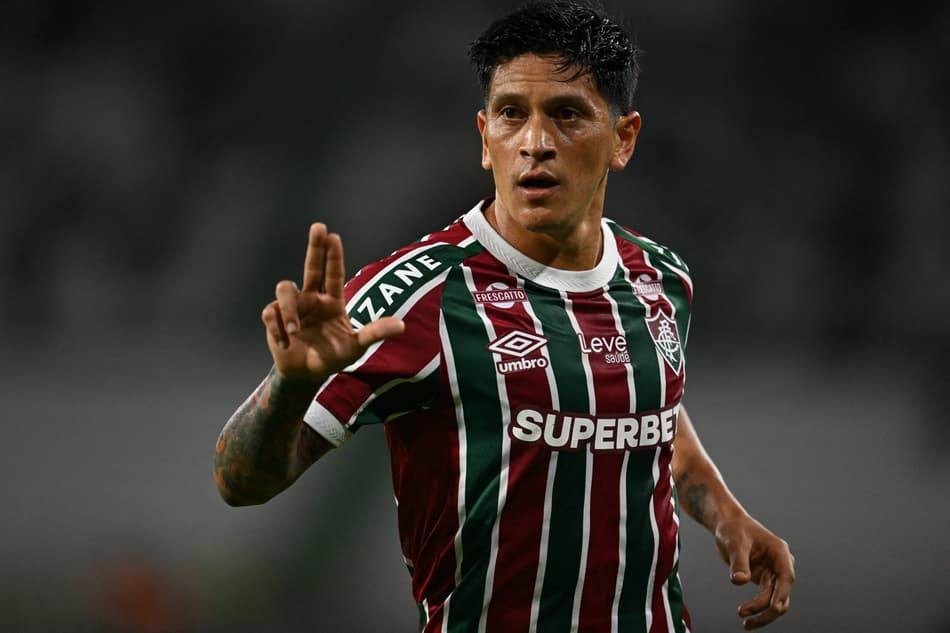 Cano comemora gol contra o Once Caldas pela Sul-Americana