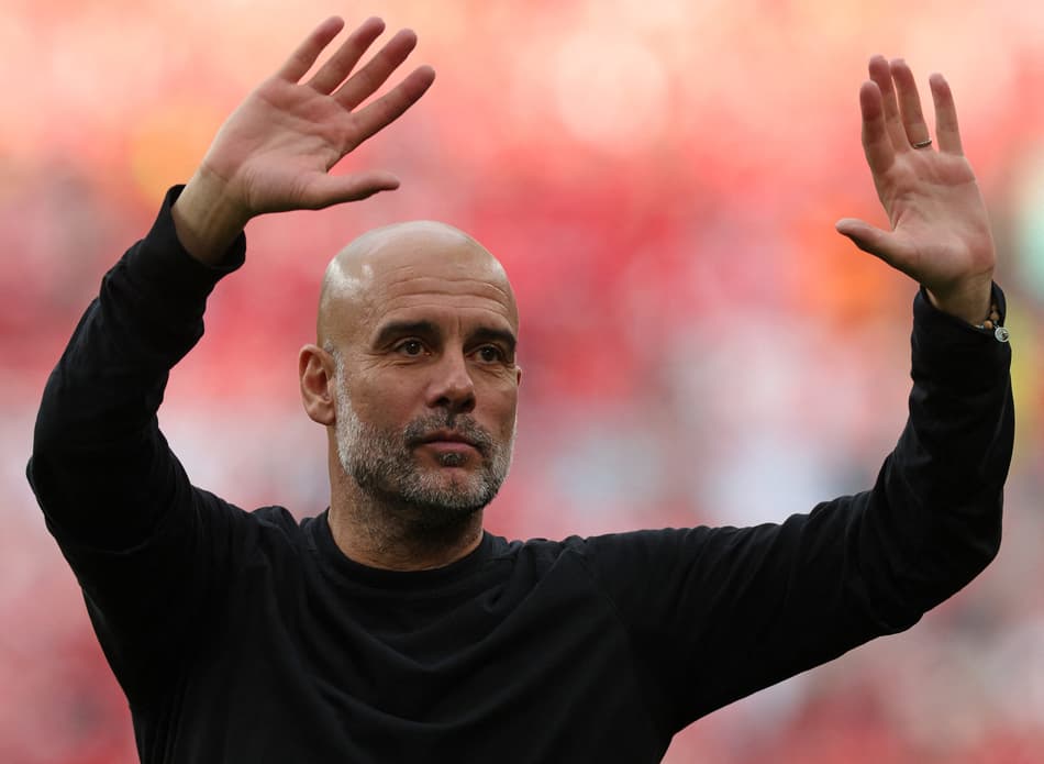 Pep Guardiola, técnico do Manchester City (Foto: Adrian Dennis / AFP)