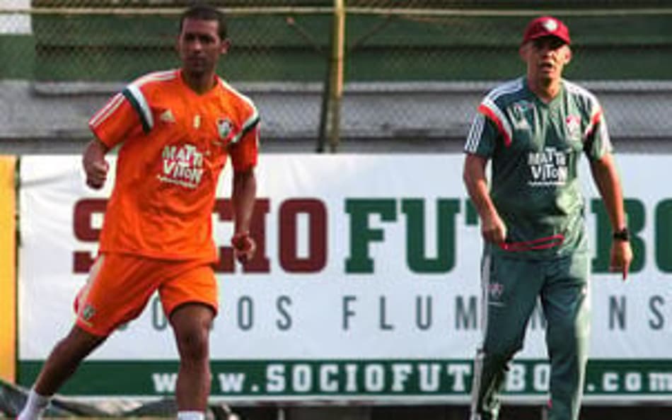 Por onde anda Pierre, ex-volante de Palmeiras e Atlético-MG?