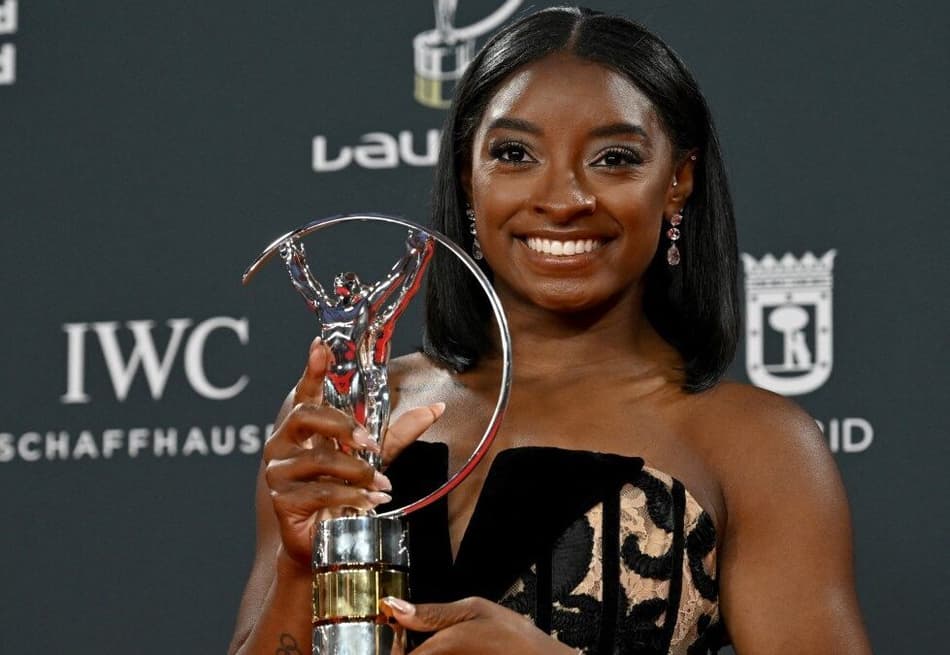 simone-biles-atleta-do-ano-aspect-ratio-232-160