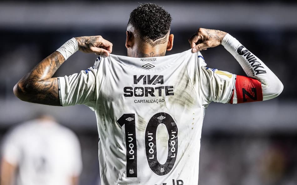 Neymar se recupera da segunda lesão na coxa esquerda sofrida pelo Santos; jogador tem contrato até o fim de junho. (Foto: Raul Baretta/ Santos FC)
