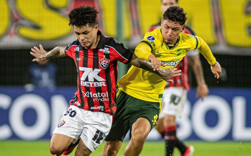 Matheuzinho em Vitória x Defensa y Justicia Foto: Victor Ferreira / EC Vitória