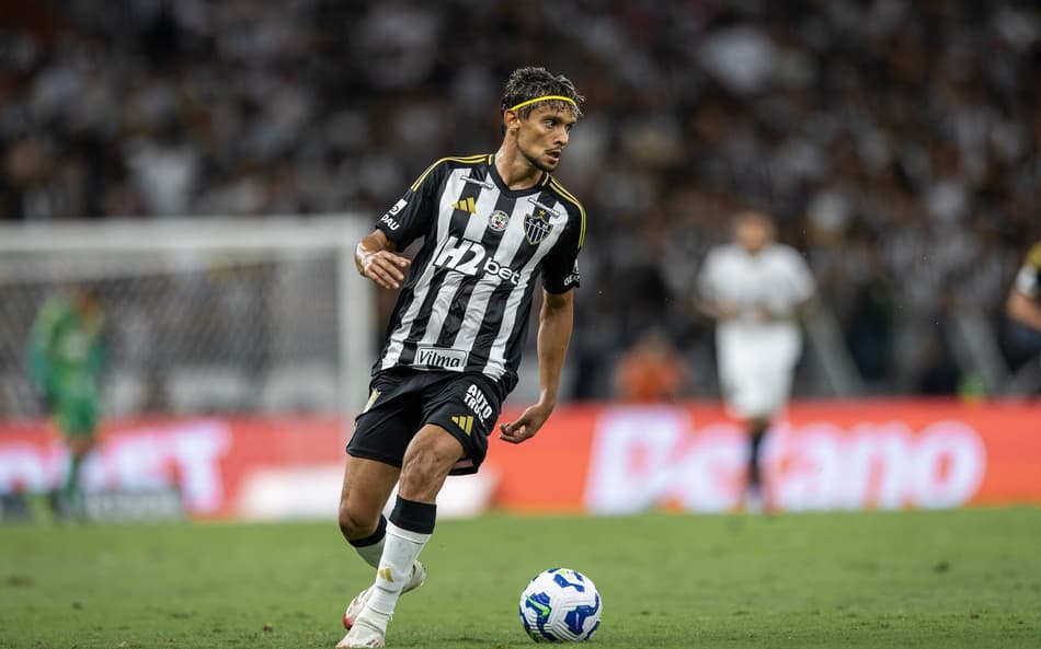 Scarpa em Atlético-MG x Botafogo (Foto: Pedro Souza / Atlético)