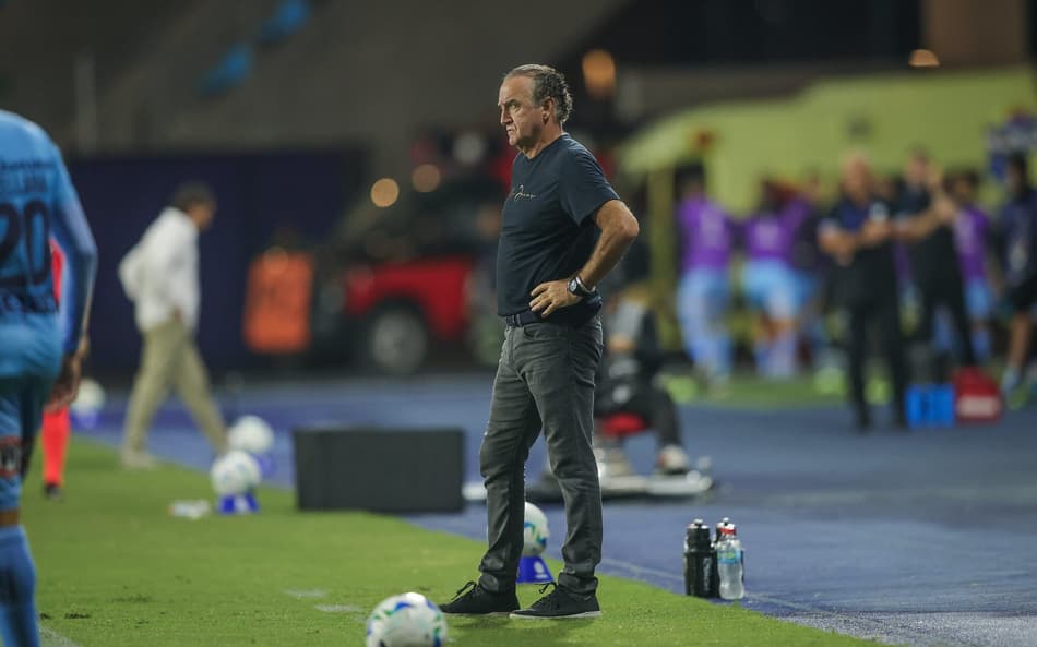 Após derrota do Atlético-MG, Cuca assume culpa por resultado