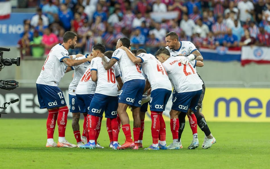 Elenco do Bahia antes de partida contra o Nacional, em casa Foto: Letícia Martins / EC Bahia