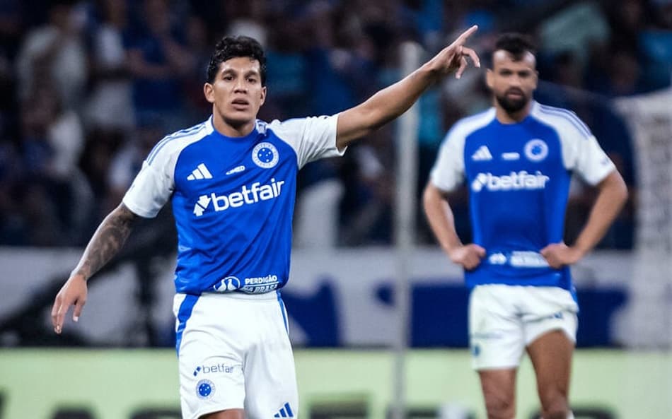 Volante Lucas Romero está perto de renovação com o Cruzeiro (Foto: Gustavo Aleixo/Cruzeiro)