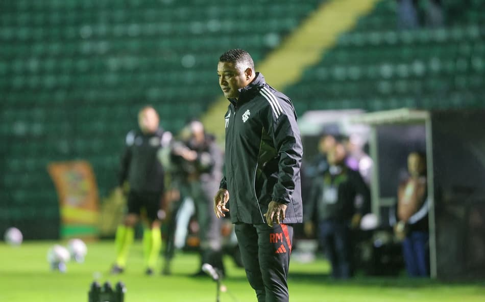 Roger Machado, técnico do Internacional