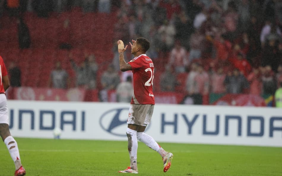 Vitinho, atacante do Internacional