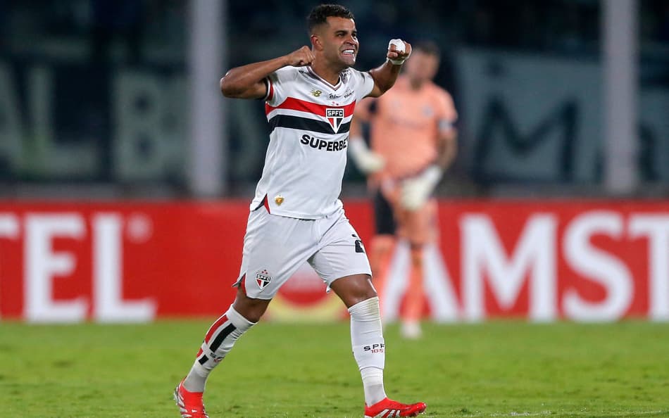 Alisson voltou a marcar pelo São Paulo (Foto: Diego Lima / AFP)