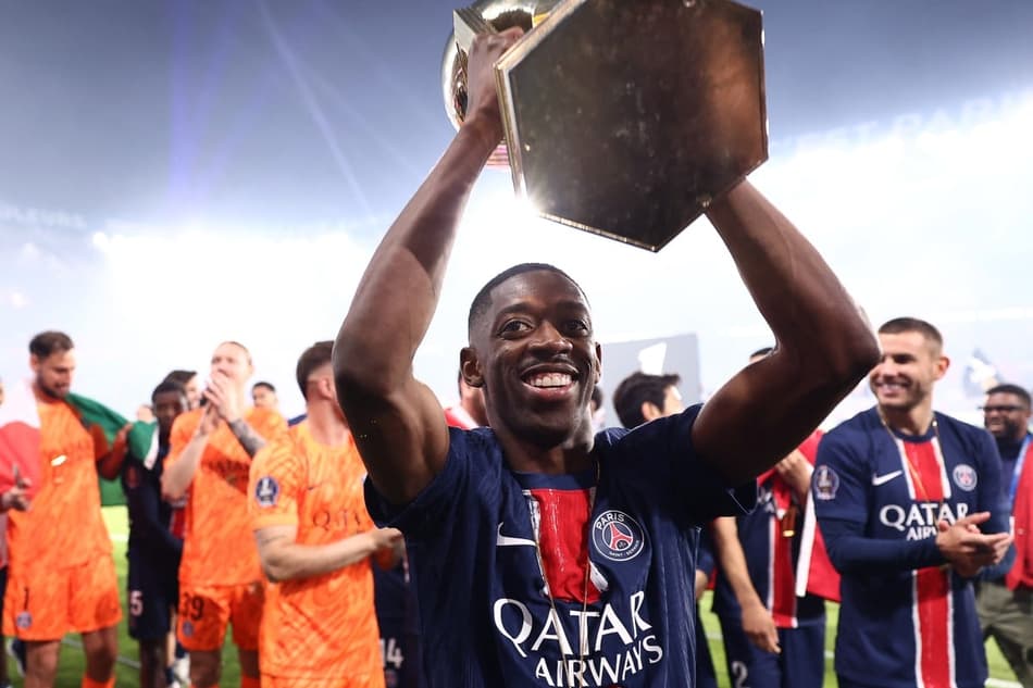 Dembélé celebra mais um título francês pelo PSG