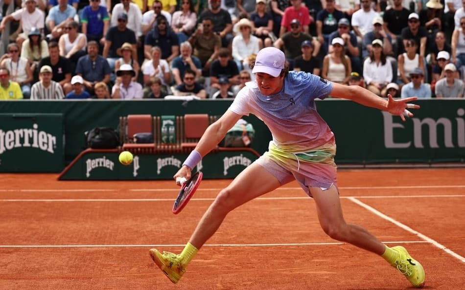 João Fonseca em quadra pela segunda rodada de Roland Garros; acompanhe
