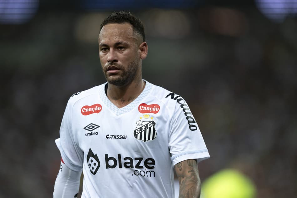Neymar tem contrato com o Santos até o dia 30 de junho deste ano. (Jorge Rodrigues/AGIF)