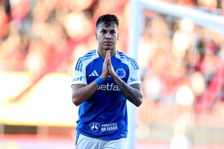 Atacante Kaio Jorge comemora discretamente gol do Cruzeiro contra o Sport (Foto: Marlon Costa/AGIF)