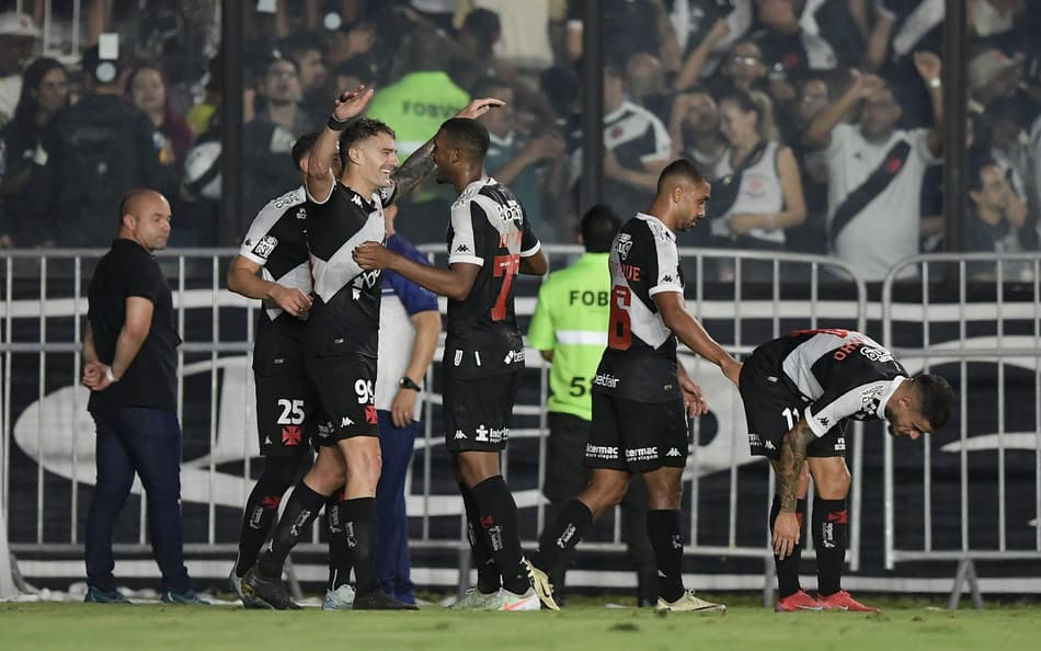 Vasco x Operário