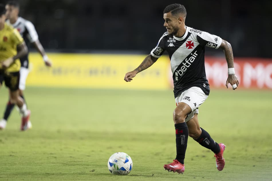 Vasco x Melgar - Coutinho