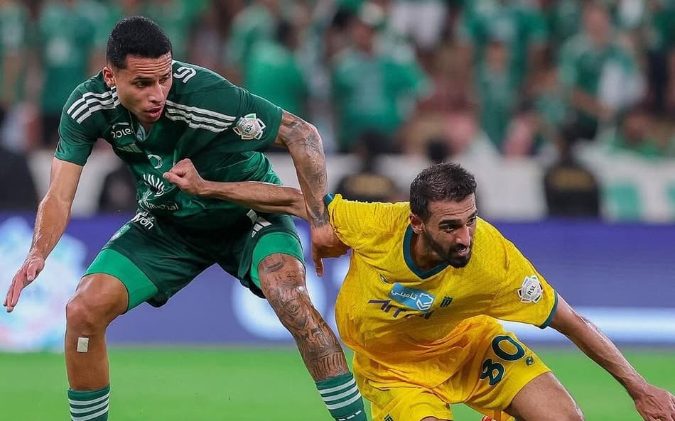 Alexsander em sua estreia pelo Al Ahli, na Arábia Saudita