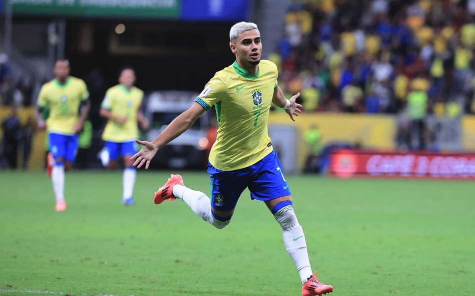 Andreas Pereira comemora golaço marcado pela Seleção Brasileira contra o Peru