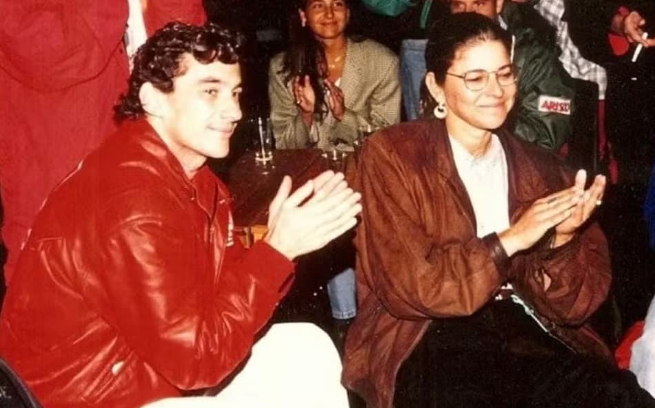 Betise Assumpção e Ayrton Senna na Austrália em 1993 (Foto: Reprodução/ Blog Betise) Assumpção