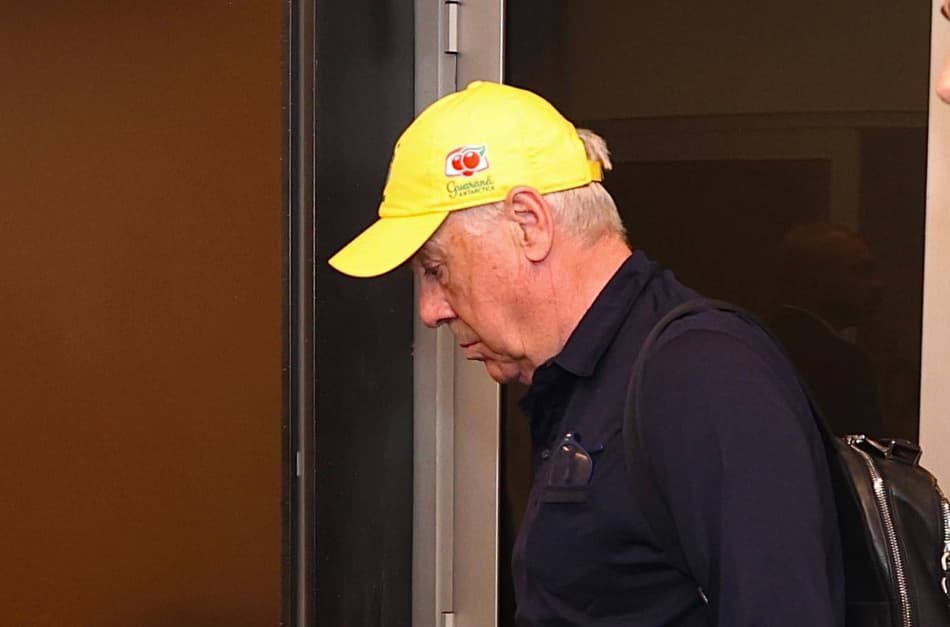 Carlo Ancelotti chega ao Rio (foto: Roberto Filho / Brazil News)