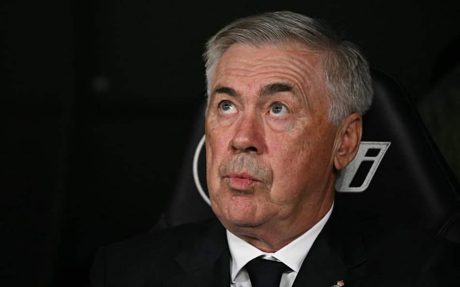 Carlo Ancelotti em Real Madrid x Alavés por La Liga