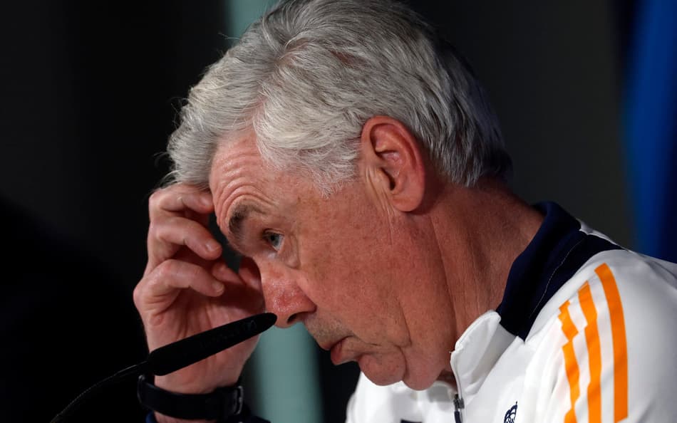 Carlo Ancelotti em coletiva na véspera de Real Madrid x Arsenal, pela Champions League