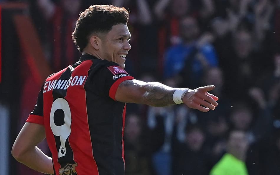 Evanilson em Bournemouth x Manchester City pela Premier League