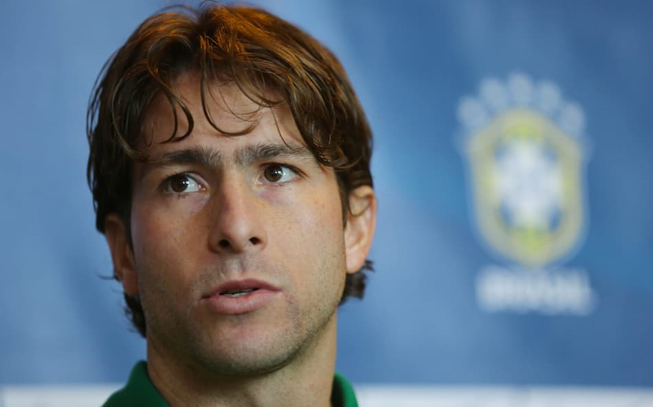 Ex-jogador de PSG e Inter de Milão, Maxwell em coletiva na Seleção Brasileira