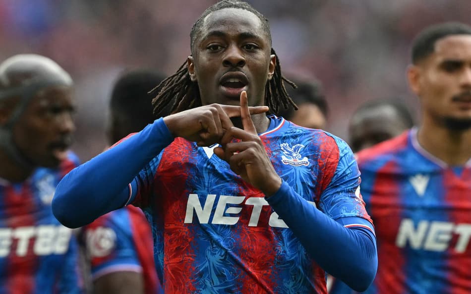 Eze comemora gol em Crystal Palace e Aston Villa