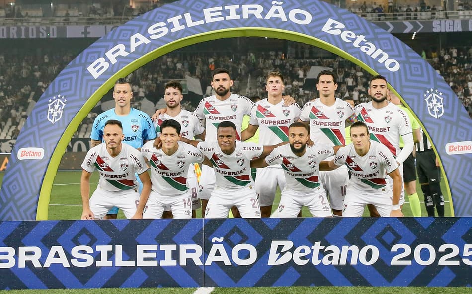 Time do Fluminense no jogo contra o Botafogo, pelo Brasileirão