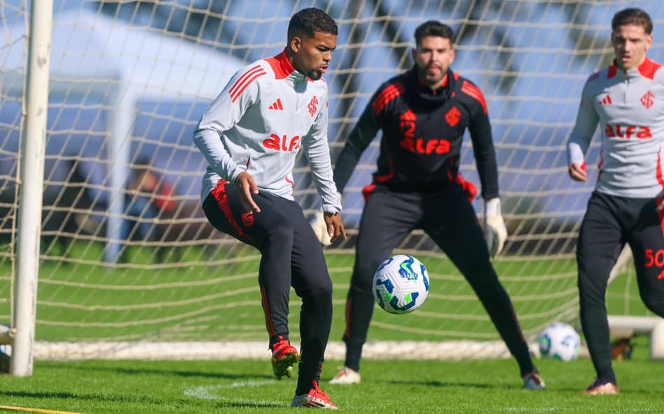 Gustavo Prado, atacante do Internacional